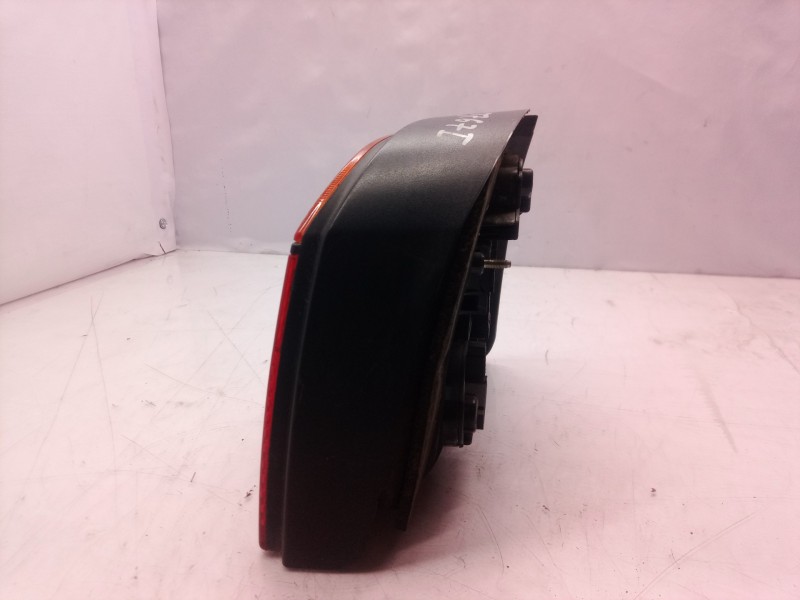 Recambio de piloto trasero izquierdo para volkswagen golf iii berlina (1h1) cl referencia OEM IAM    Recambio de piloto trasero izquierdo para volkswagen golf iii berlina (1h1) cl referencia OEM IAM