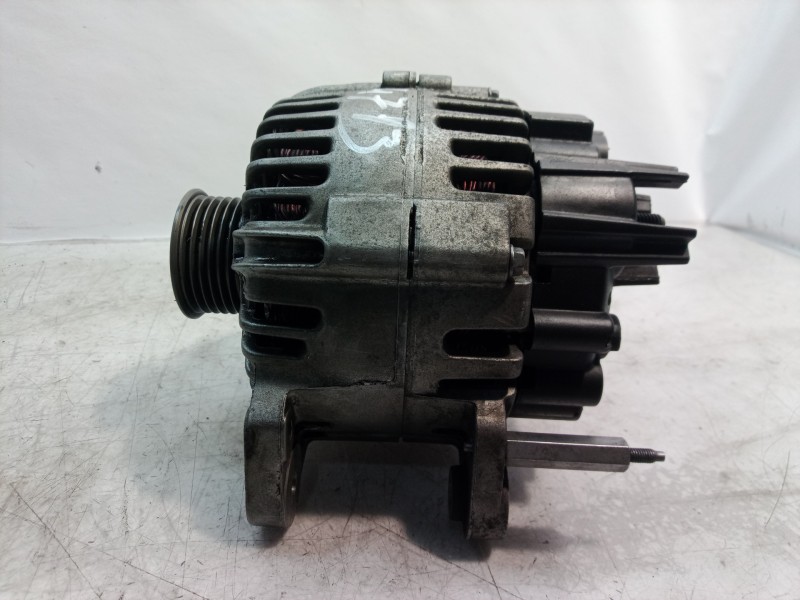 Recambio de alternador para volkswagen golf v berlina (1k1) highline referencia OEM IAM   