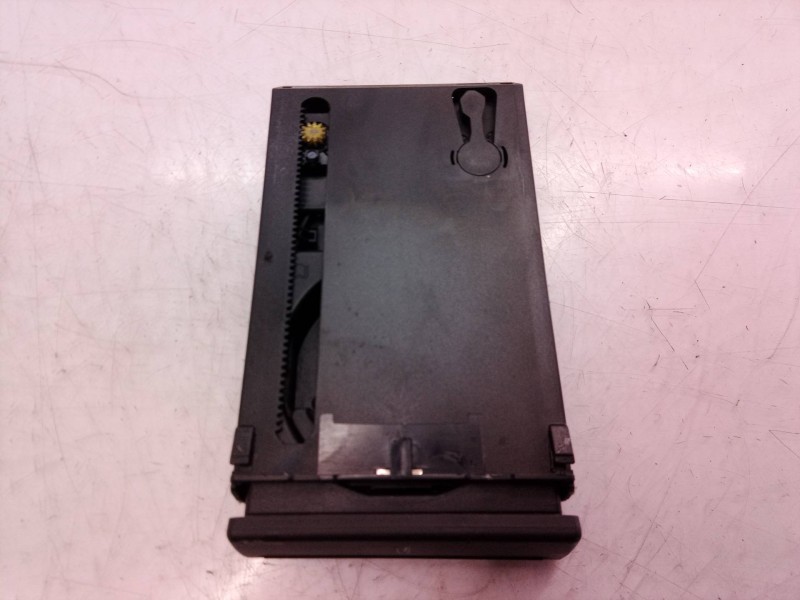 Recambio de varios para audi a4 cabrio (8h) referencia OEM IAM   