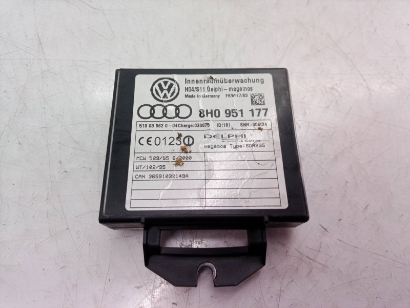Recambio de modulo electronico para audi a4 cabrio (8h) referencia OEM IAM 8H0951177 8H0951177 8H0951177