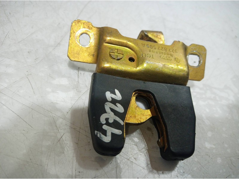 Recambio de cerradura maletero / porton para volkswagen santana (327) gx referencia OEM IAM 443827563 443827563 443827563