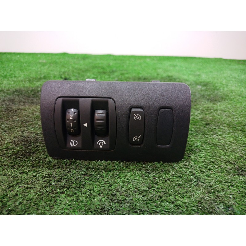 Recambio de mando regulador de faro para renault clio iii 20 aniversario referencia OEM IAM 88020001 88020001 88020001