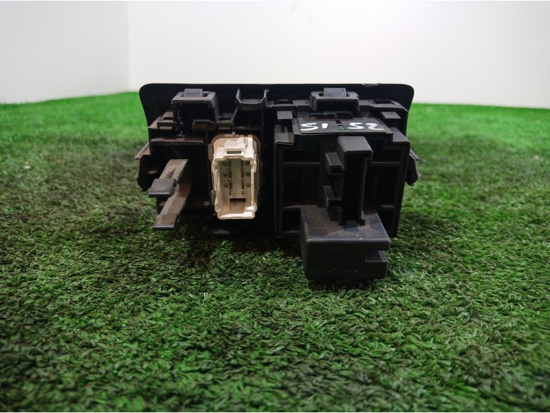 Recambio de mando regulador de faro para renault clio iii 20 aniversario referencia OEM IAM 88020001 88020001 88020001