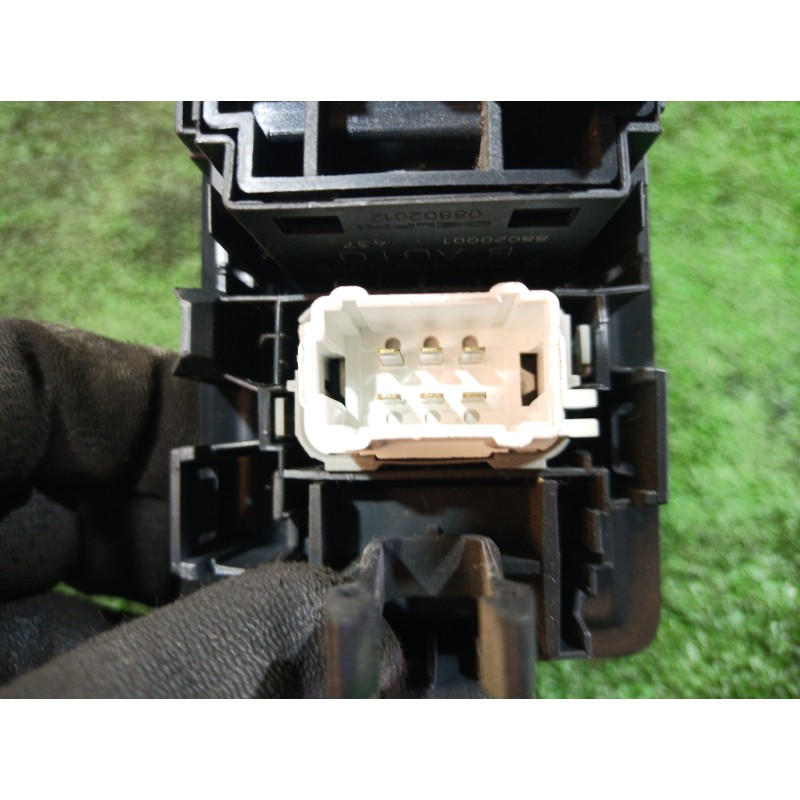 Recambio de mando regulador de faro para renault clio iii 20 aniversario referencia OEM IAM 88020001 88020001 88020001