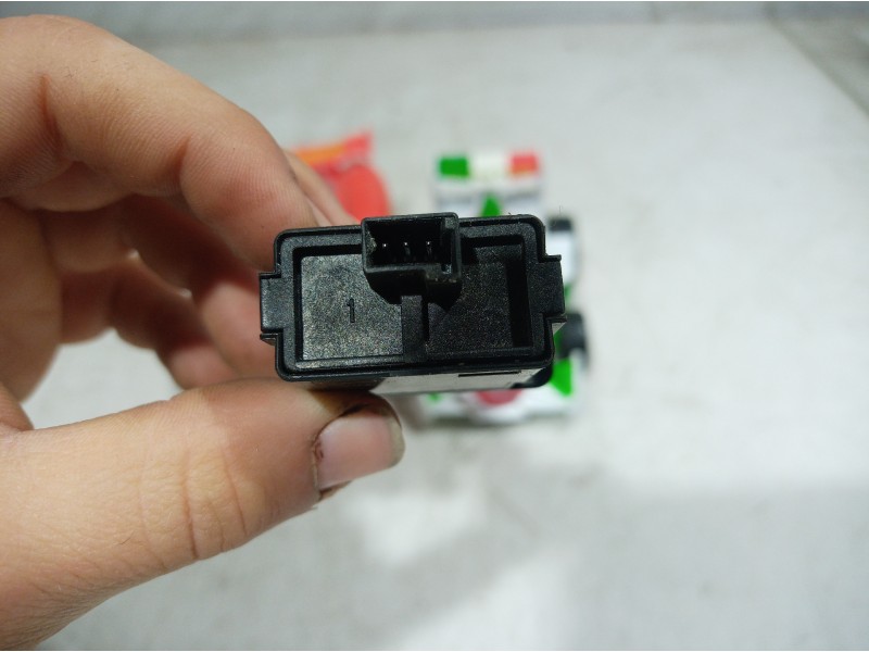 Recambio de mando luces para bmw serie 5 berlina (e39) 525td referencia OEM IAM 61318360460 61318360460 61318360460