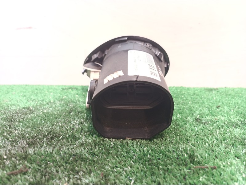 Recambio de rejilla aireadora para renault clio iii 20 aniversario referencia OEM IAM 220407 220407 220407