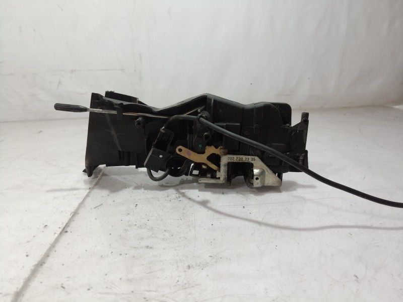 Recambio de cerradura puerta delantera izquierda para peugeot 206 berlina e-music referencia OEM IAM 9135H3 9135H3 9135H3