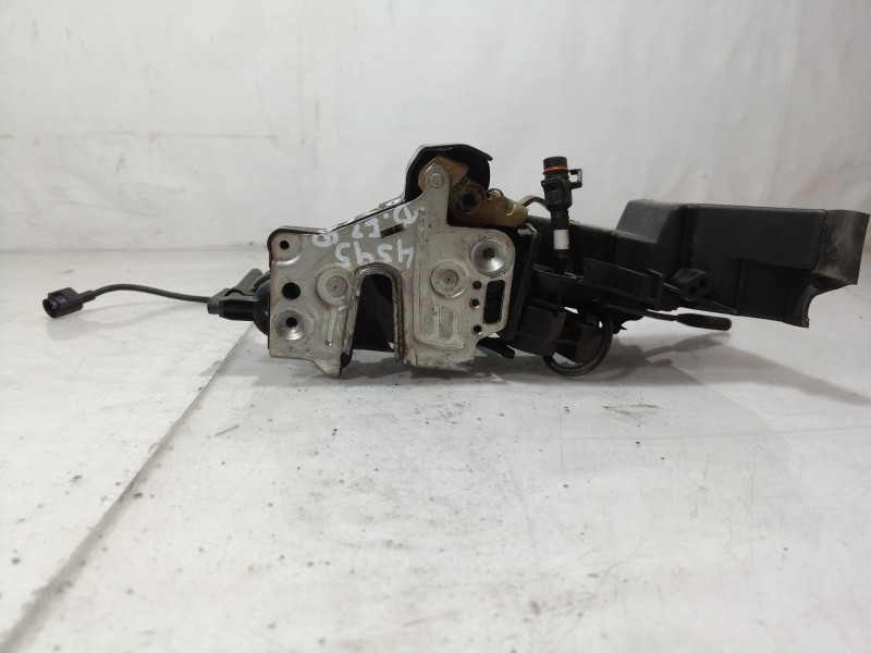 Recambio de cerradura puerta delantera izquierda para peugeot 206 berlina e-music referencia OEM IAM 9135H3 9135H3 9135H3