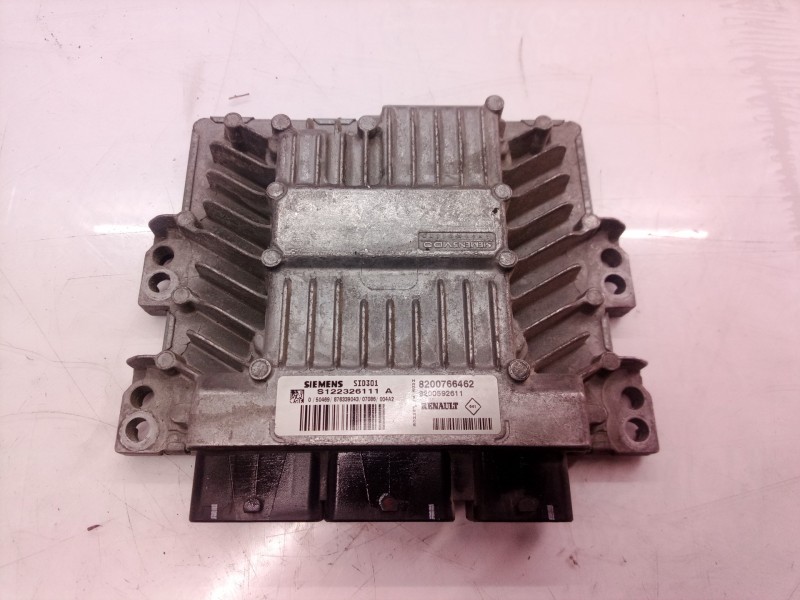 Recambio de centralita motor uce para renault megane ii familiar 1.5 dci diesel referencia OEM IAM 8200766462 8200766462 8200596