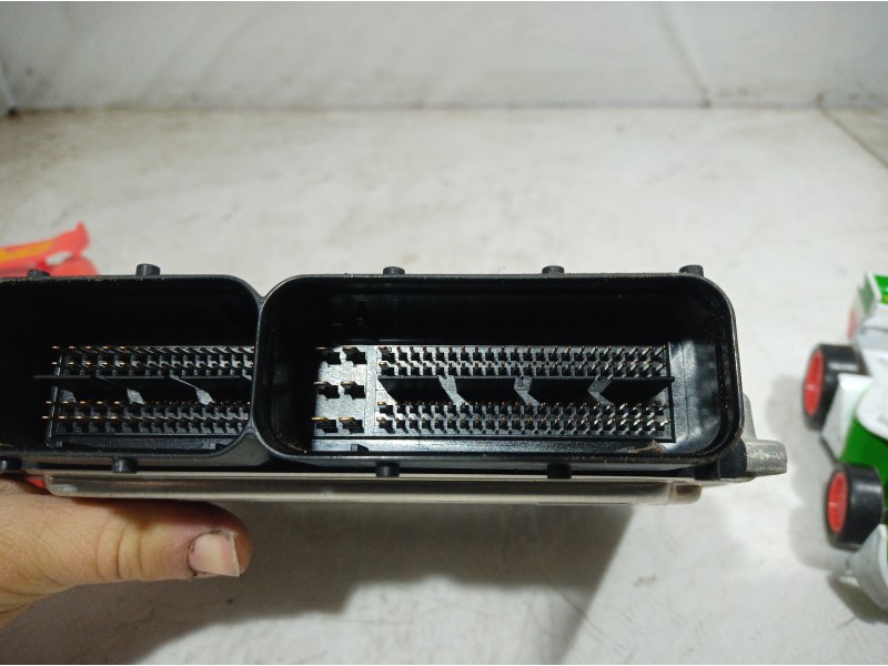 Recambio de centralita motor uce para skoda suberb (3t4) exclusive 4x4 referencia OEM IAM 03L906018EF 03L906018EF 03L906018