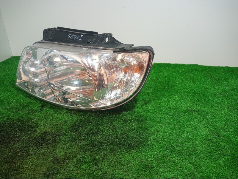 Recambio de faro izquierdo para hyundai matrix (fc) 1.5 crdi gls referencia OEM IAM    Recambio de faro izquierdo para hyundai matrix (fc) 1.5 crdi gls referencia OEM IAM
