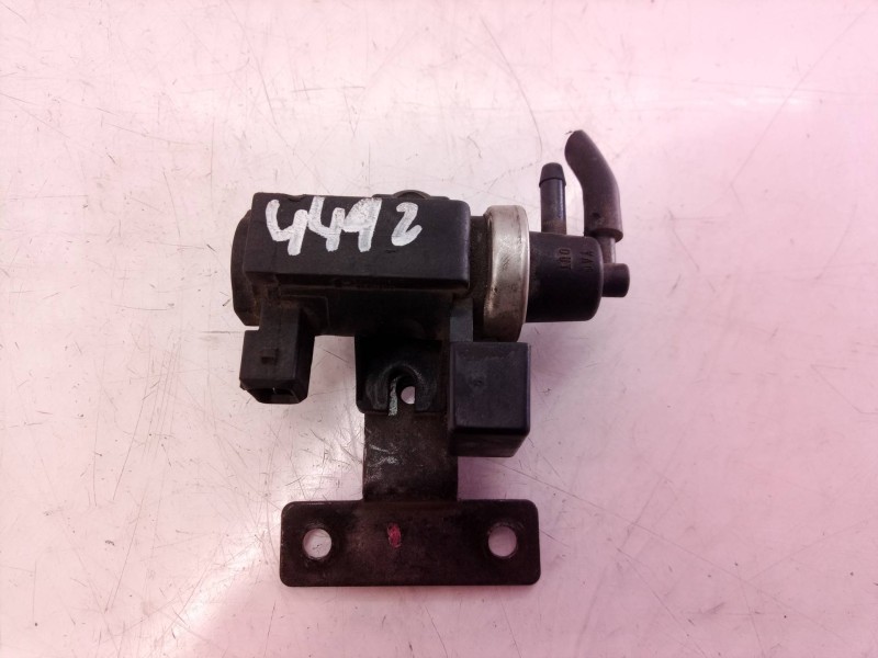 Recambio de valvula aire adicional para kia carnival ii 2.9 crdi lx referencia OEM IAM   