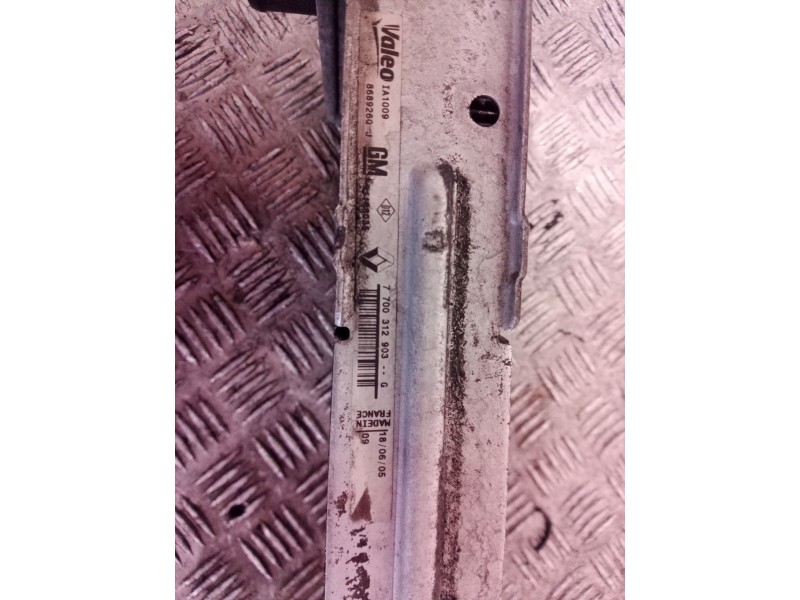 Recambio de intercooler para nissan primastar (x83) avantour 8 asientos, batalla corta 2,75t referencia OEM IAM 7700312903 77003