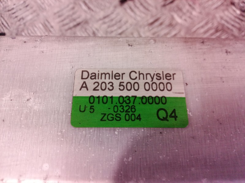 Recambio de intercooler para mercedes-benz clase c (w203) berlina 200 compressor (203.045) referencia OEM IAM A2035000000 A20350