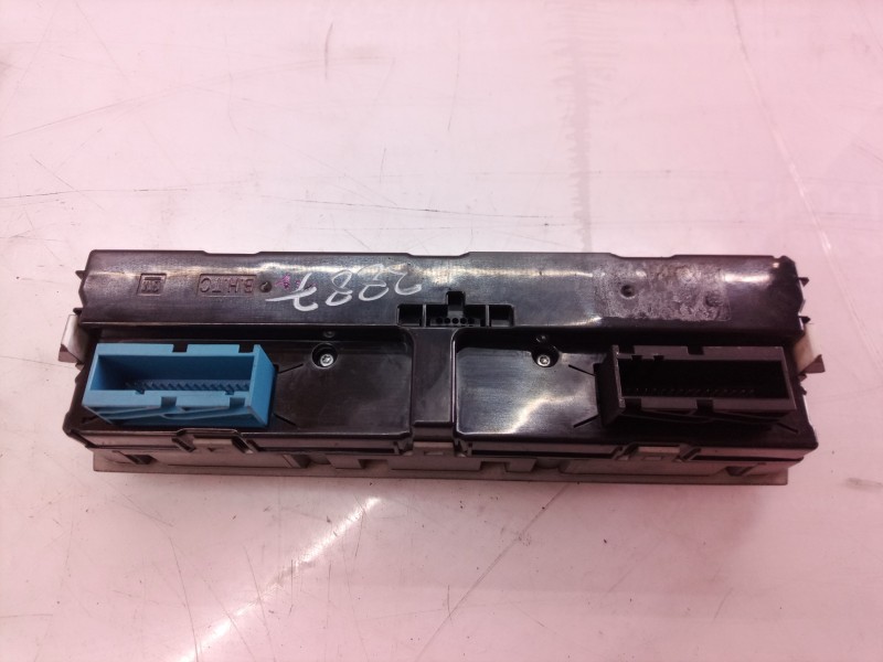 Recambio de mando climatizador para opel vectra c berlina cosmo referencia OEM IAM 74670703 74670703 74670703