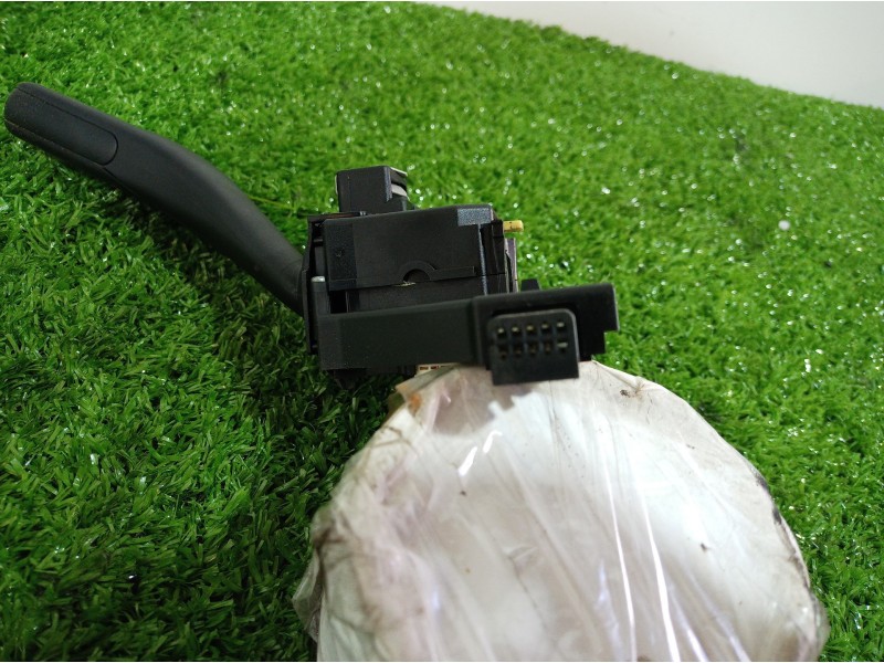 Recambio de mando intermitentes para volkswagen golf plus (5m1) bluemotion edition referencia OEM IAM 1K0953513 1K0953513 011035