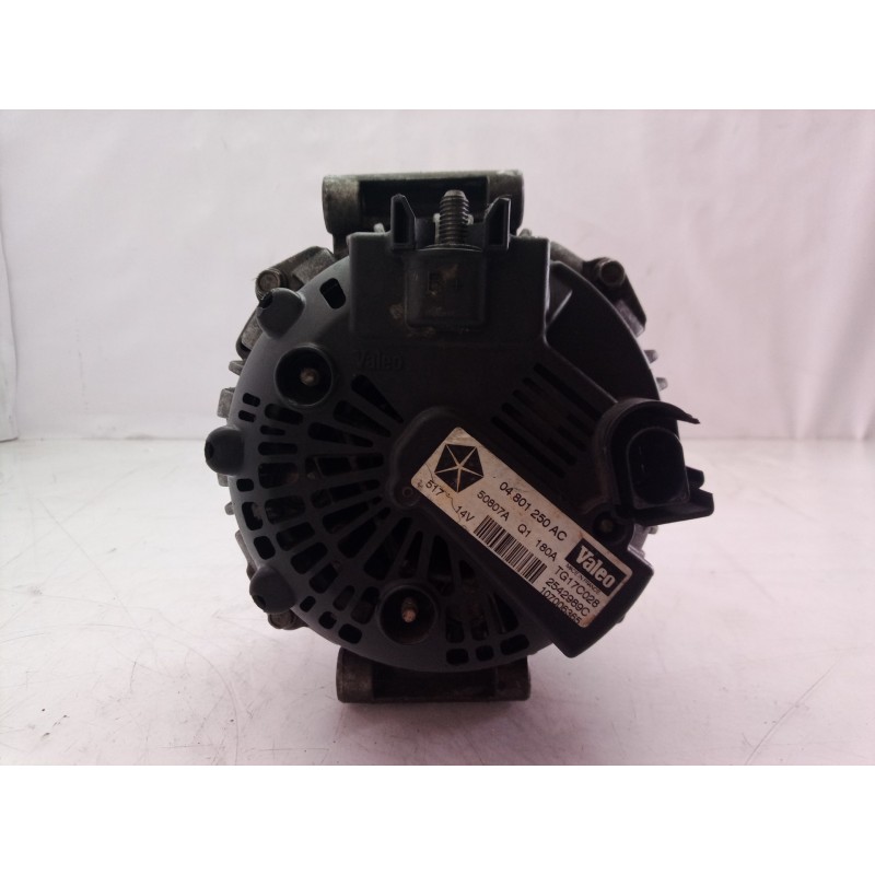 Recambio de alternador para jeep gr. cherokee (wh) 3.0 crd laredo referencia OEM IAM 04801250AC 04801250 50807