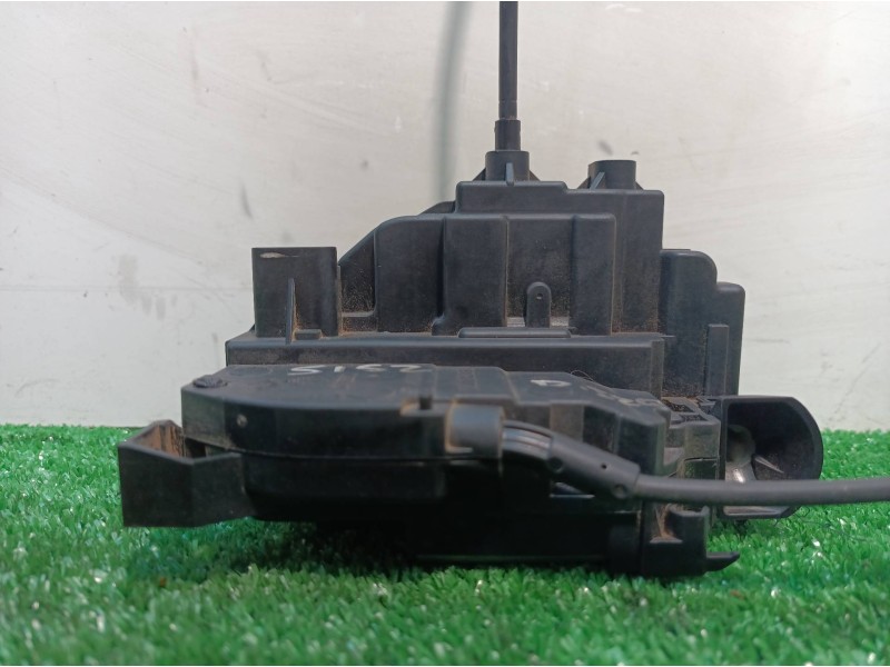 Recambio de cerradura puerta delantera izquierda para renault clio iii 20 aniversario referencia OEM IAM 300123 300123 300123