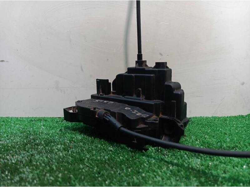 Recambio de cerradura puerta delantera izquierda para renault clio iii 20 aniversario referencia OEM IAM 300123 300123 300123