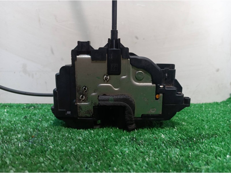 Recambio de cerradura puerta delantera izquierda para renault clio iii 20 aniversario referencia OEM IAM 300123 300123 300123