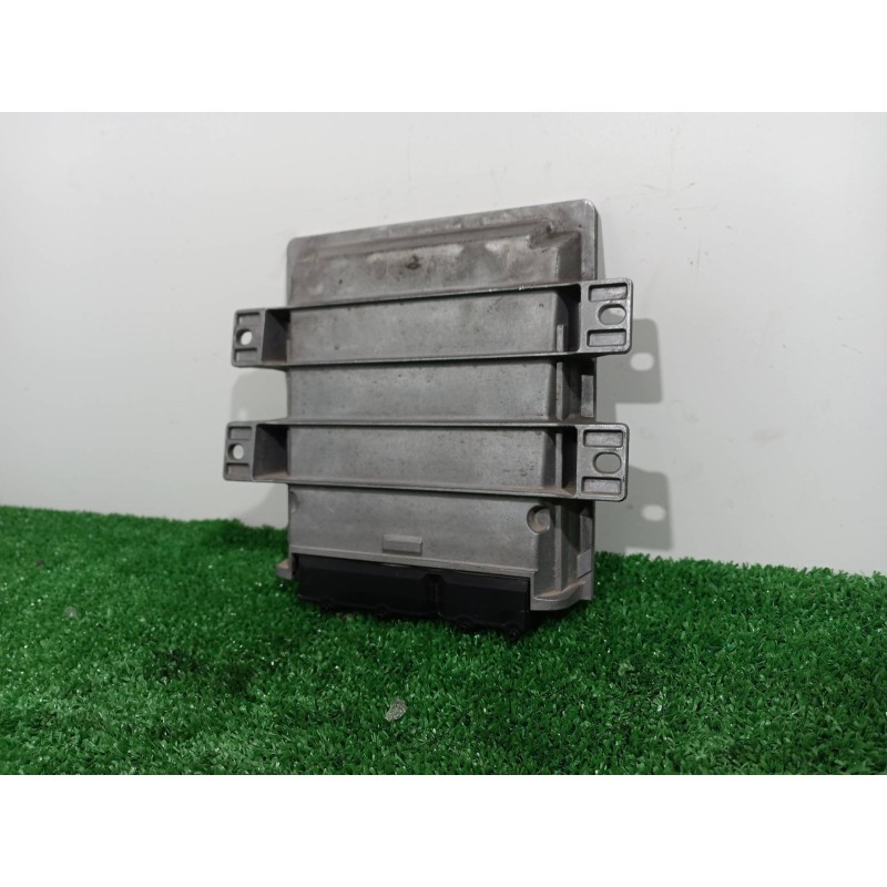 Recambio de centralita motor uce para mg serie 45 (t/rt) classic referencia OEM IAM NNN100743 NNN100743 M3P11YGGD