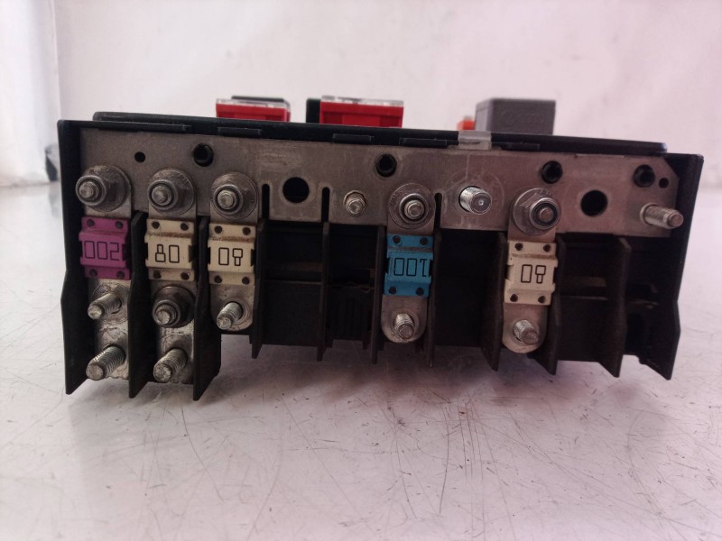 Recambio de caja reles / fusibles para audi a3 (8p) 2.0 tdi ambiente referencia OEM IAM 1K0937124K 1K0937124 1K0937124