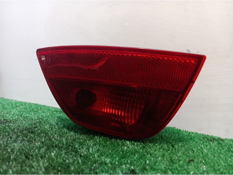 Recambio de faro antiniebla trasero izquierdo para ford focus berlina (cap) referencia OEM IAM 5M5115501 5M5115501 5M5115501