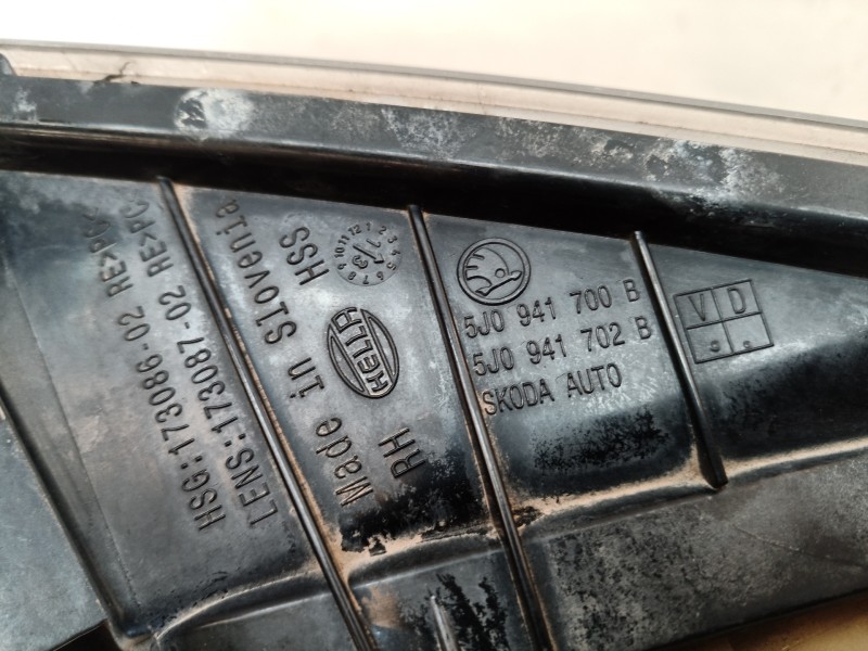 Recambio de faro antiniebla derecho para skoda fabia (5j2 ) monte carlo referencia OEM IAM 5J0941700B 5J0941700B 5J0941702B