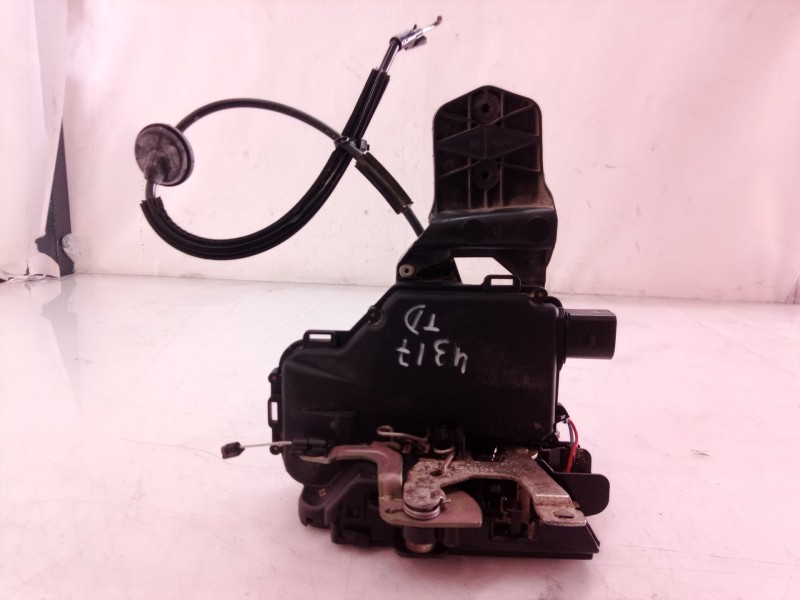 Recambio de cerradura puerta trasera derecha para volkswagen passat berlina (3b2) comfortline referencia OEM IAM   