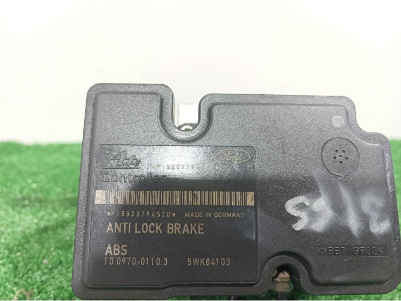 Recambio de abs para ford focus berlina (cap) ghia referencia OEM IAM 10020700524 10097001103 5WK84103