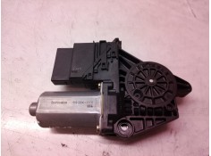 Recambio de motor elevalunas trasero derecho para volkswagen passat berlina (3b2) comfortline referencia OEM IAM 0130821696 0130 2
