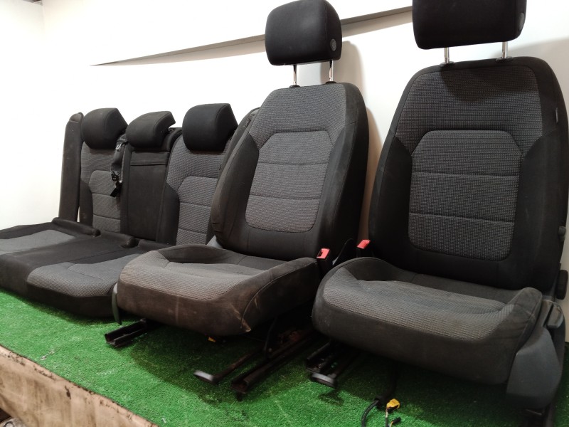 Recambio de juego asientos completo para volkswagen passat lim. (362) exclusive bluemotion referencia OEM IAM   