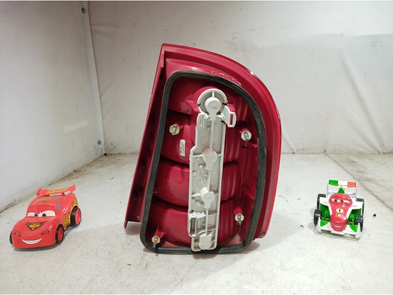 Recambio de piloto trasero izquierdo para skoda fabia (6y2/6y3) referencia OEM IAM 6Y6945095B 6Y6945095B 6Y6945095