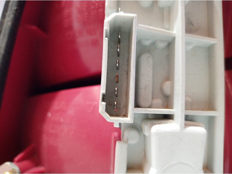 Recambio de piloto trasero izquierdo para skoda fabia (6y2/6y3) referencia OEM IAM 6Y6945095B 6Y6945095B 6Y6945095