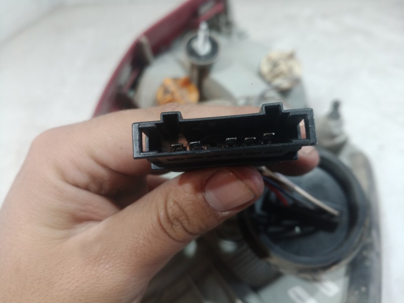 Recambio de piloto trasero derecho para skoda fabia (5j2 ) monte carlo referencia OEM IAM 5J6945112 5J6945112 5J6945112A