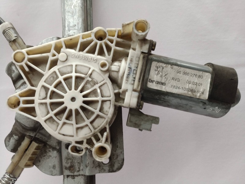 Recambio de elevalunas delantero izquierdo para peugeot 206 cc cc referencia OEM IAM 9636627680 9636627680 9636627680