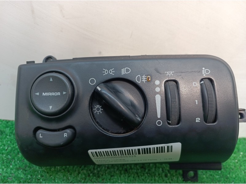Recambio de mando luces para chrysler voyager (gs) 2.5 td family referencia OEM IAM 4685317 4685317 397540