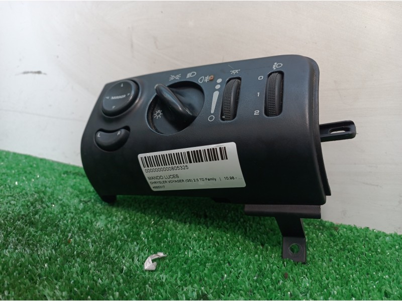 Recambio de mando luces para chrysler voyager (gs) 2.5 td family referencia OEM IAM 4685317 4685317 397540