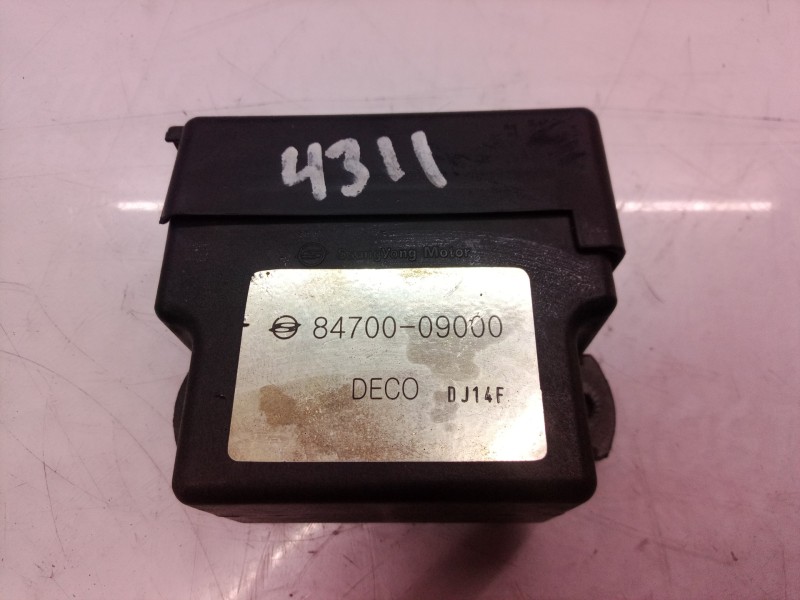 Recambio de caja precalentamiento para ssangyong kyron 200 xdi premium 4wd referencia OEM IAM 8470009000 8470009000 8470009000