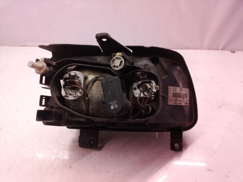 Recambio de faro izquierdo para volkswagen polo berlina (6n2) trendline referencia OEM IAM 6N1941015AD 6N1941015 6N1941015