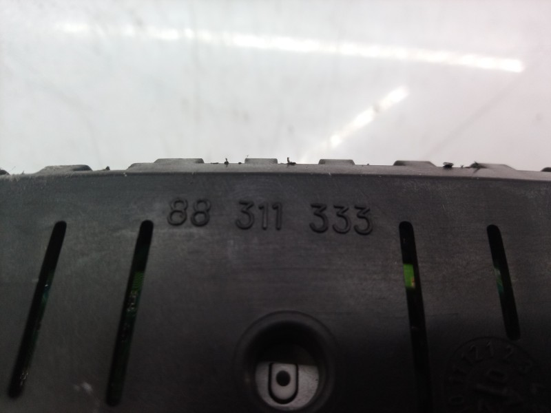 Recambio de cuadro instrumentos para opel astra f berlina gl referencia OEM IAM W06L0920801 W06L0920801 88311333