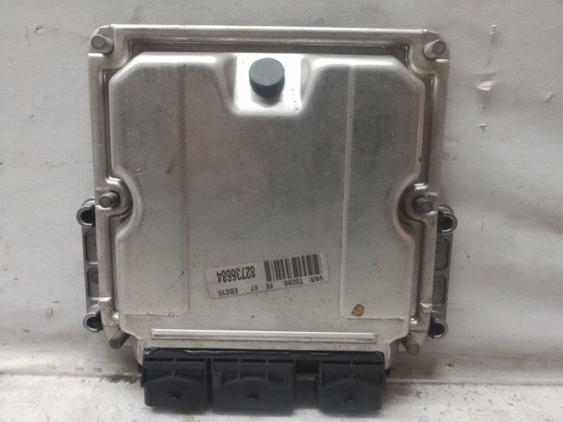 Recambio de centralita motor uce para peugeot 307 break / sw (s1) sw referencia OEM IAM 0281011081 0281011081 9647472780