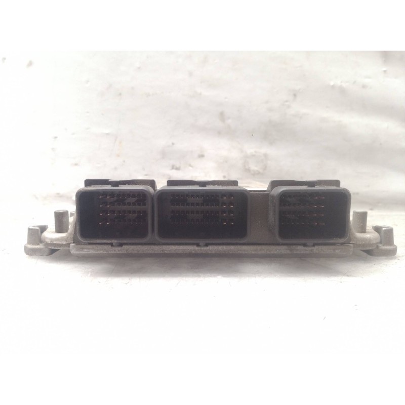 Recambio de centralita motor uce para peugeot 307 break / sw (s1) sw referencia OEM IAM 0281011081 0281011081 9647472780