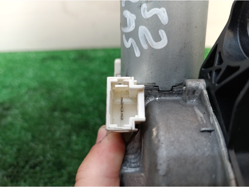 Recambio de motor limpia trasero para renault clio iii 20 aniversario referencia OEM IAM 8200311486 8200311486 53026312