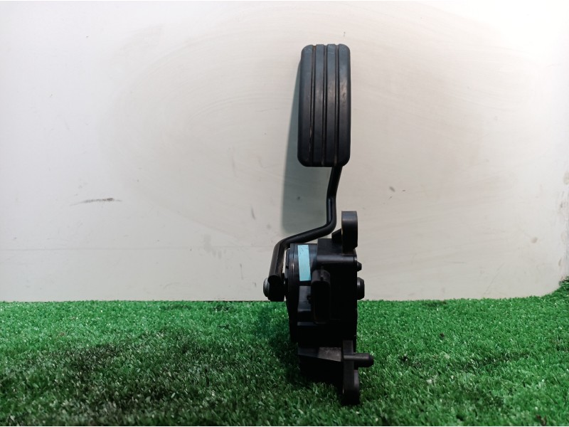 Recambio de pedal acelerador para renault clio iii 20 aniversario referencia OEM IAM 8200297342 8200297342 8200297342