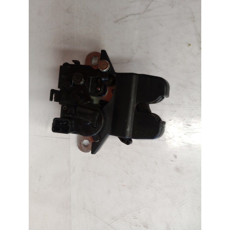 Recambio de cerradura maletero / porton para hyundai sonata (nf) 2.0 crdi comfort ii referencia OEM IAM   