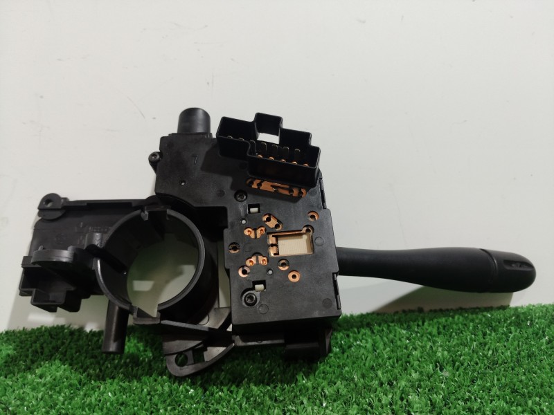 Recambio de mando intermitentes para chrysler voyager (gs) 2.5 td family referencia OEM IAM 4685328AB 4685328AB 4685328AB