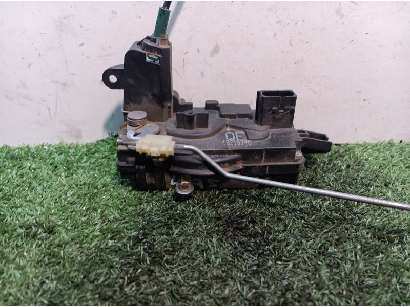 Recambio de cerradura puerta delantera izquierda para opel astra gtc enjoy referencia OEM IAM 13210748 13210748 13210748