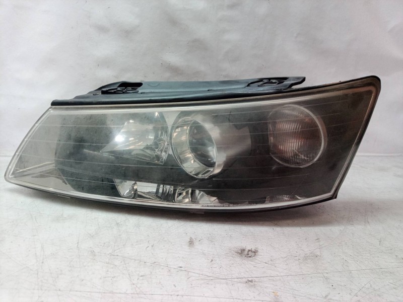 Recambio de faro izquierdo para hyundai sonata (nf) 2.0 crdi comfort ii referencia OEM IAM   