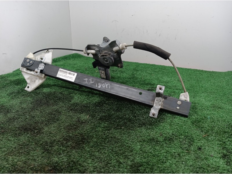 Recambio de elevalunas trasero izquierdo para ssangyong kyron 200 xdi 2wd referencia OEM IAM 8810021002 8810021002 6407492